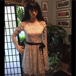 Xtraordinary lace floral print tie dress S
